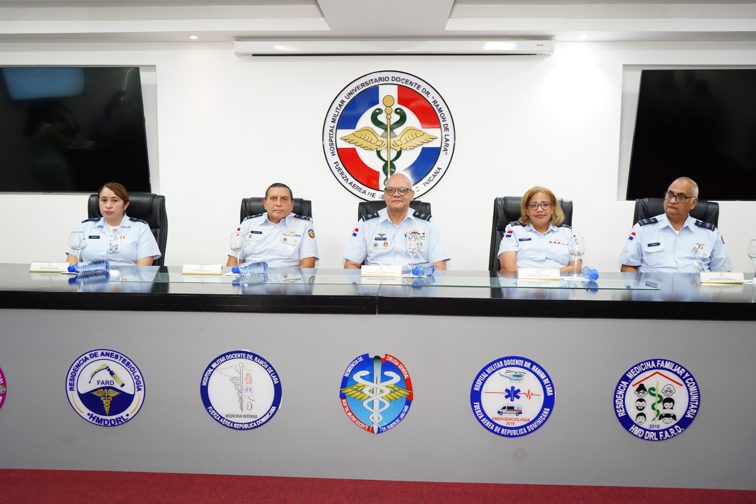 Mayor general piloto Souffront Tamayo encabeza traspaso de mando en el hospital militar universitario docente “dr. ramón de lara”