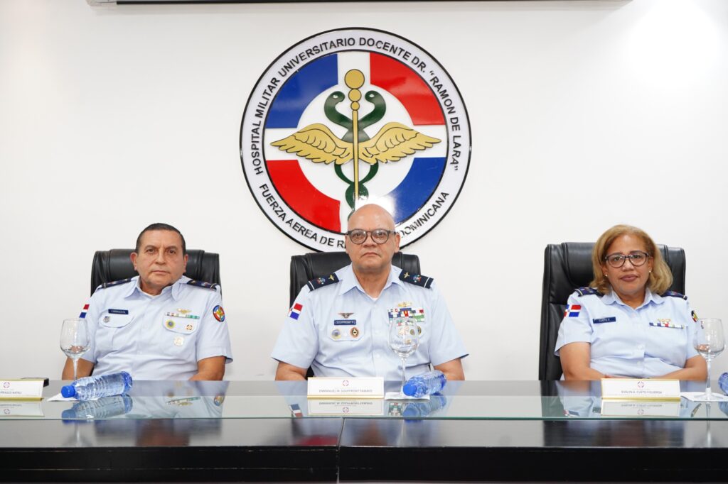 Mayor general piloto Souffront Tamayo encabeza traspaso de mando en el hospital militar universitario docente “dr. ramón de lara”